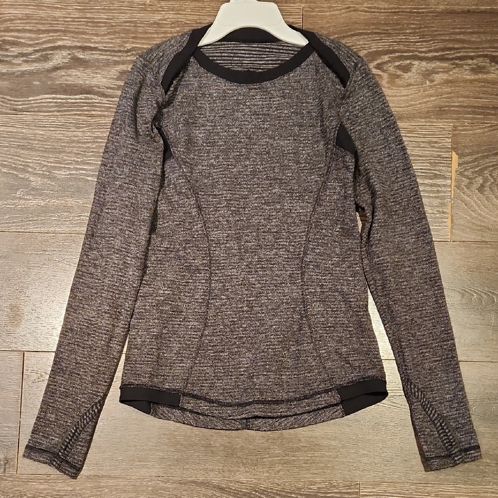 ❤️ LULULEMON BASE RUNNER LONG SLEEVE TOP, 8 - Picture 3 of 14